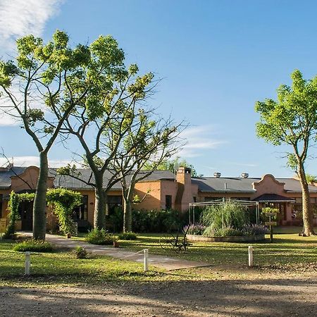 Pampas Del Sur Hotel Y Spa De Campo Cañuelas Екстериор снимка