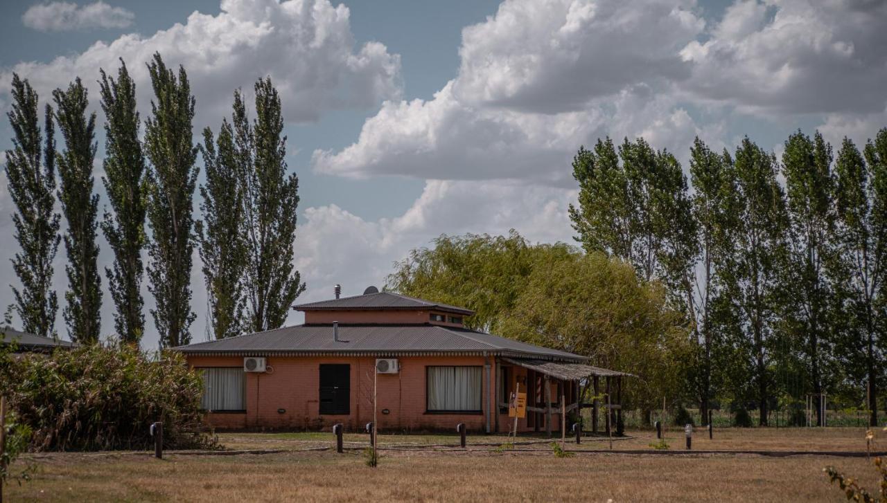 Pampas Del Sur Hotel Y Spa De Campo Cañuelas Екстериор снимка
